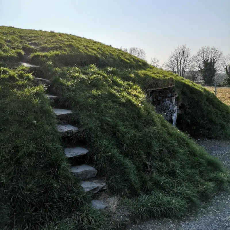 fourknocks exterior steps and entrance