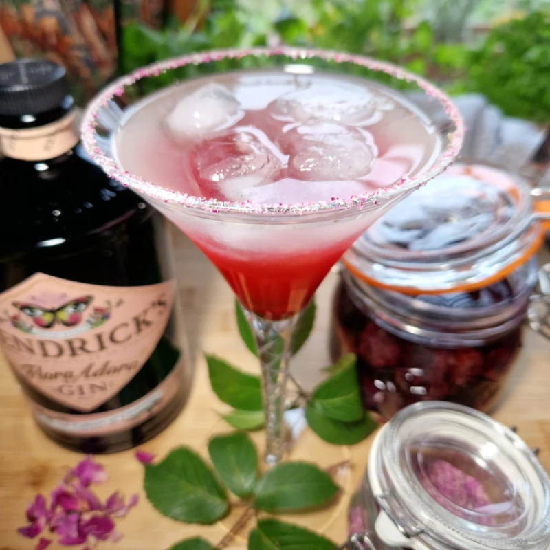 rose bramble gin cocktail 2