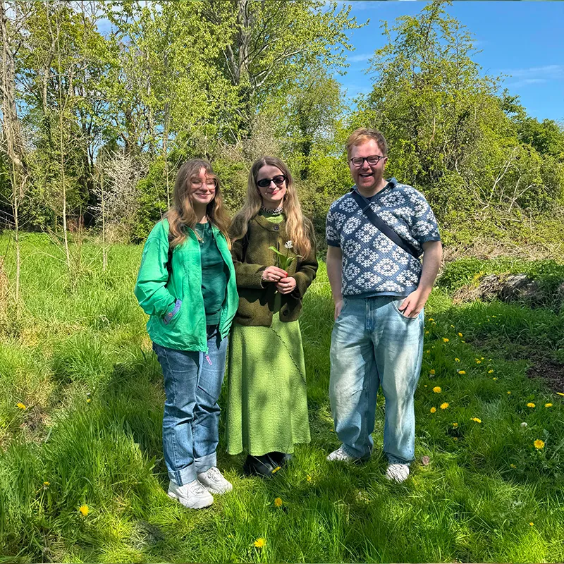 Introduction to foraging wild garlic