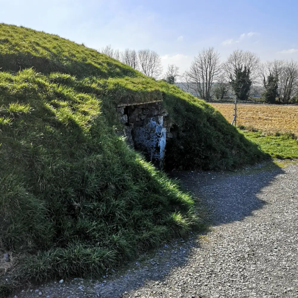 Fourknocks entrance